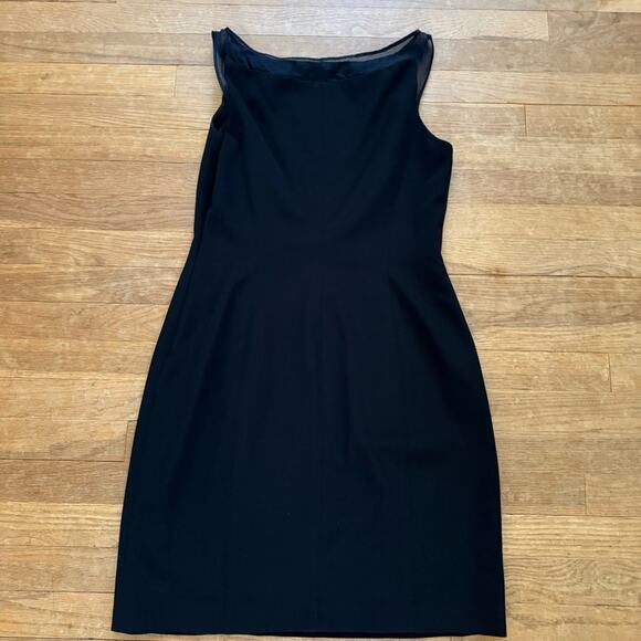 Tahari black sleeveless knee length formal sheath dress size 10
b4 - Picture 1 of 4